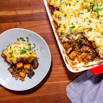 Dish, Food, Cuisine, Ingredient, Cottage pie, Comfort food, Produce, Bobotie, Recipe, Staple food, 