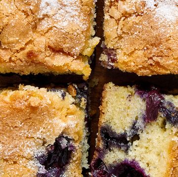 lemon blueberry breakfast cake topped with sugar