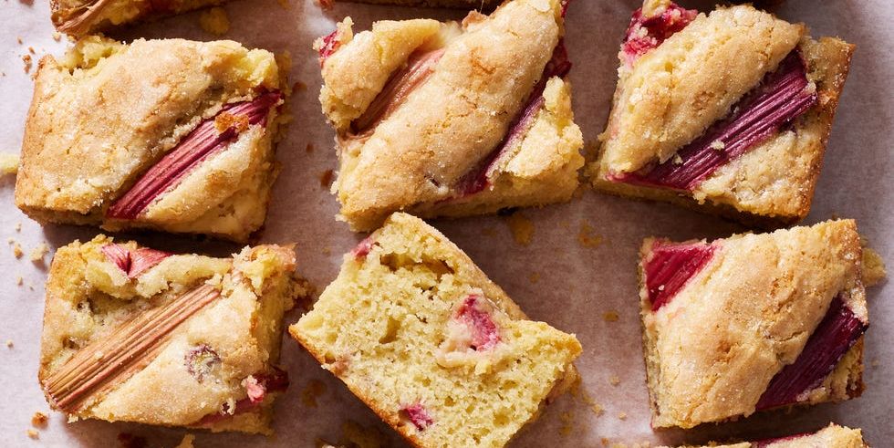 rhubarb cake