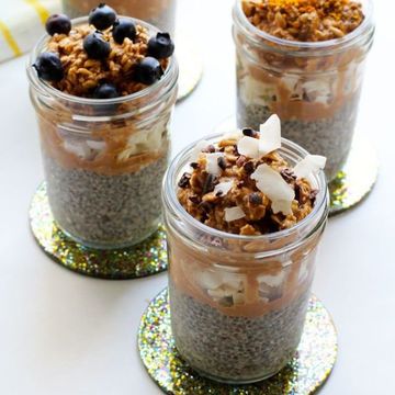 magical chocolate chia and oat jam jars