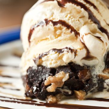 Brownie sundae