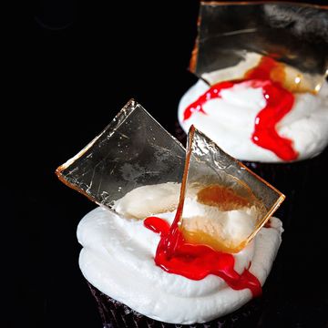 blood drip cupcakes