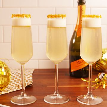 Champagne Jello shots horizontal