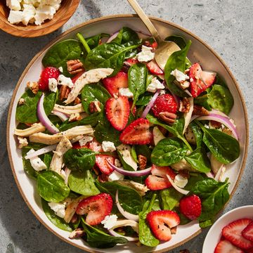 strawberry spinach salad with feta and pecans